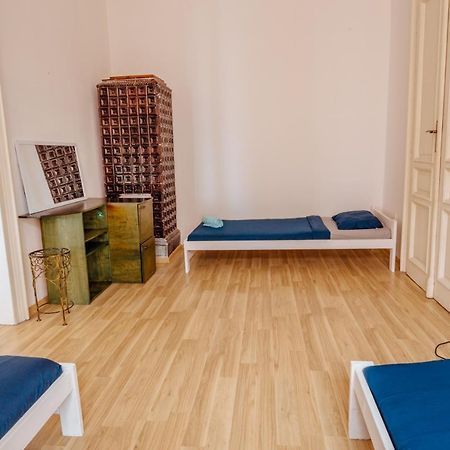 T&T Hostel & Apartments Krakow Luaran gambar